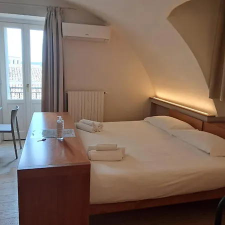 Affittacamere La Casa Di Nadì