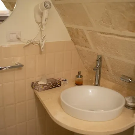 La Casa Di Nadi 3* 마테라